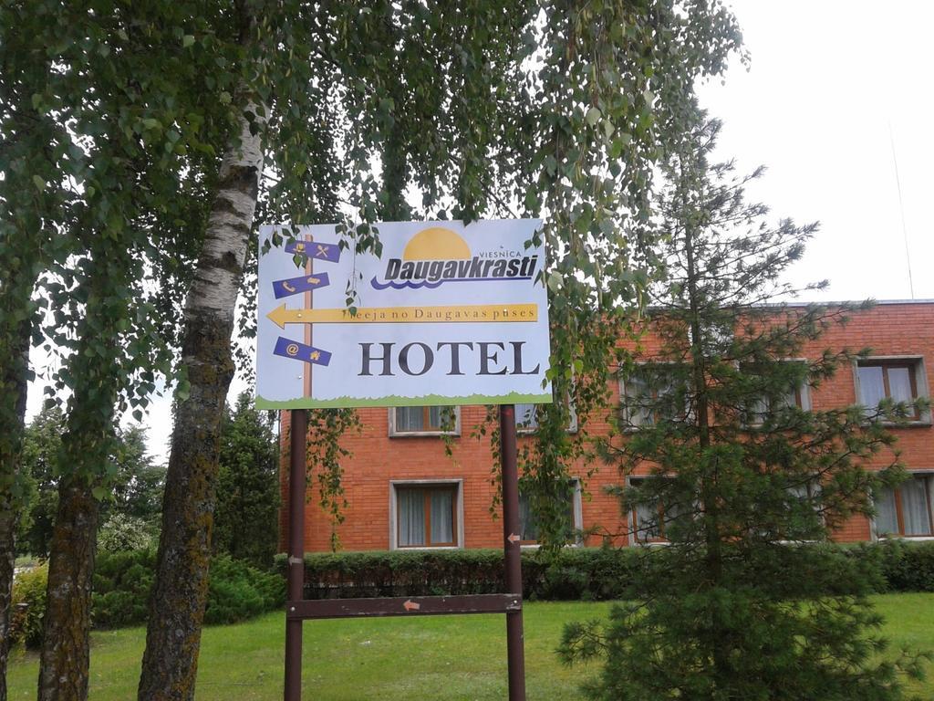 Daugavkrasti Hotel Jēkabpils Extérieur photo