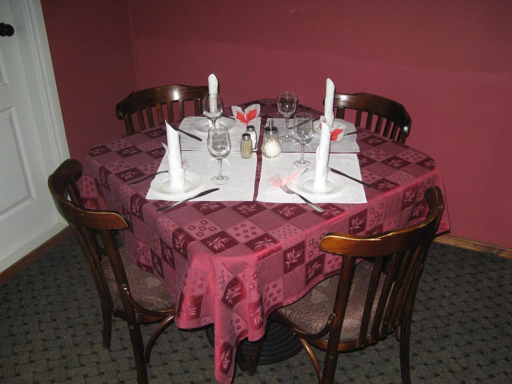 Daugavkrasti Hotel Jēkabpils Extérieur photo